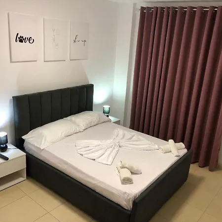 Sea La Vie- Sarande