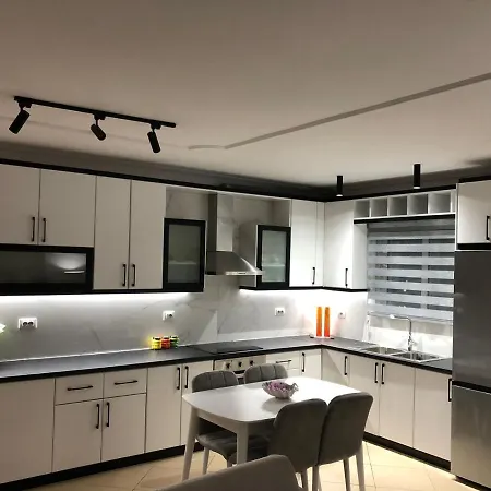 Sea La Vie- * Sarandë